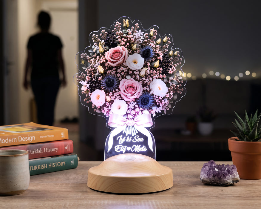 Pudra Gece Masalı Işıklı Çiçek Buketi LED Lamba – Kadına ve Sevgiliye Özel Hediye, Kişiye Özel Solmayan Çiçek Lambası