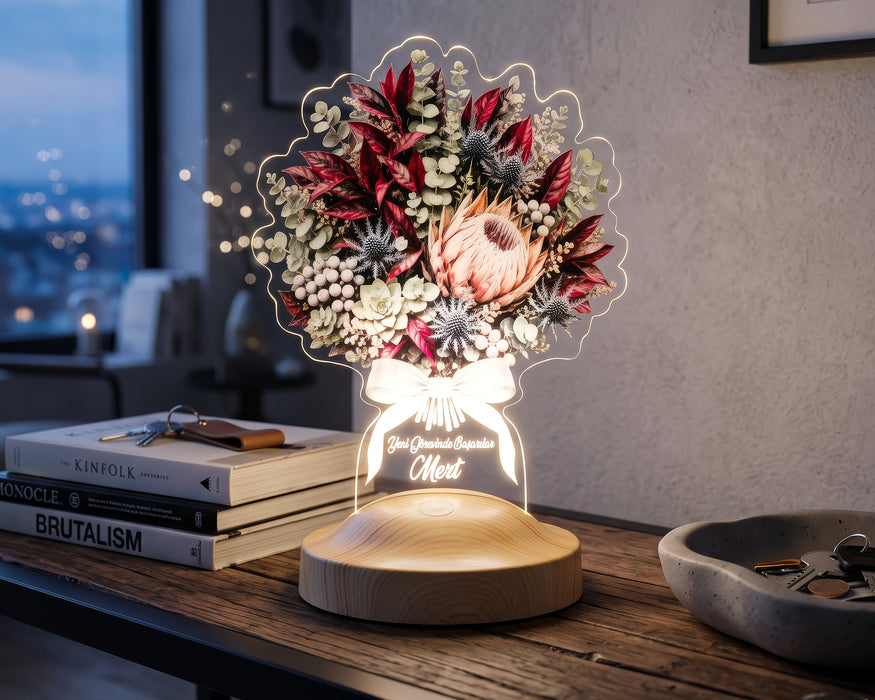 Erkeğe Yeni İş Hediyesi Protea Çiçek Buketi LED Lamba - Şeker Çalıları, Kral Protea ve Sukulent Buketi Kişiye Özel Ofis Masa Lambası