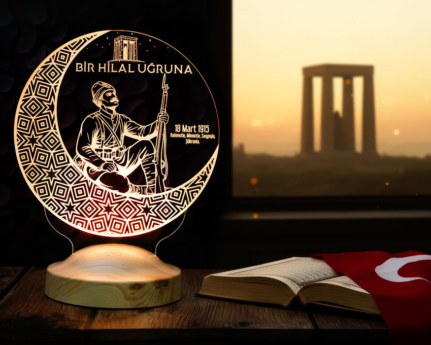 18 Mart Çanakkale Zaferi Hatırası LED Lamba – Bir Hilal Uğruna Tasarımlı Anlamlı Milli Hediye