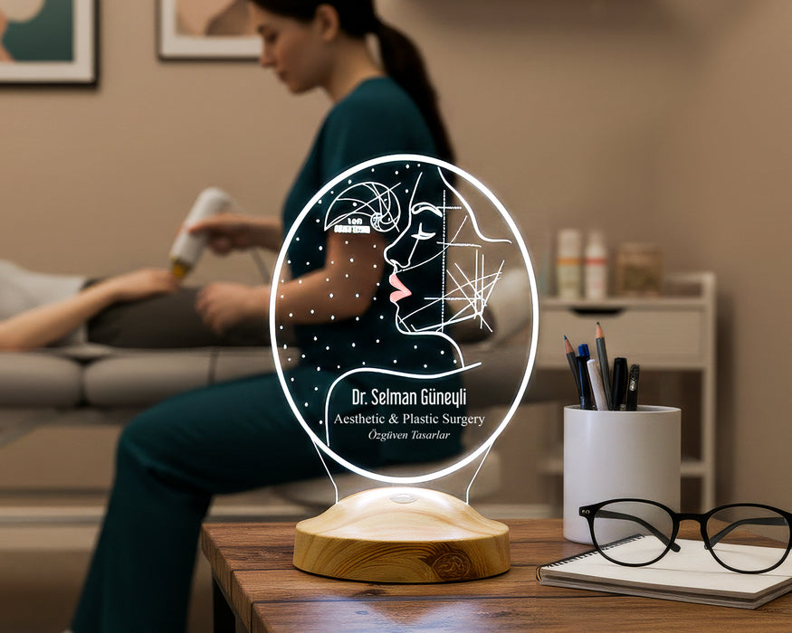 Estetik Cerrahına Hediye – Kişiye Özel Plastik Cerrahi Doktoru LED Lamba